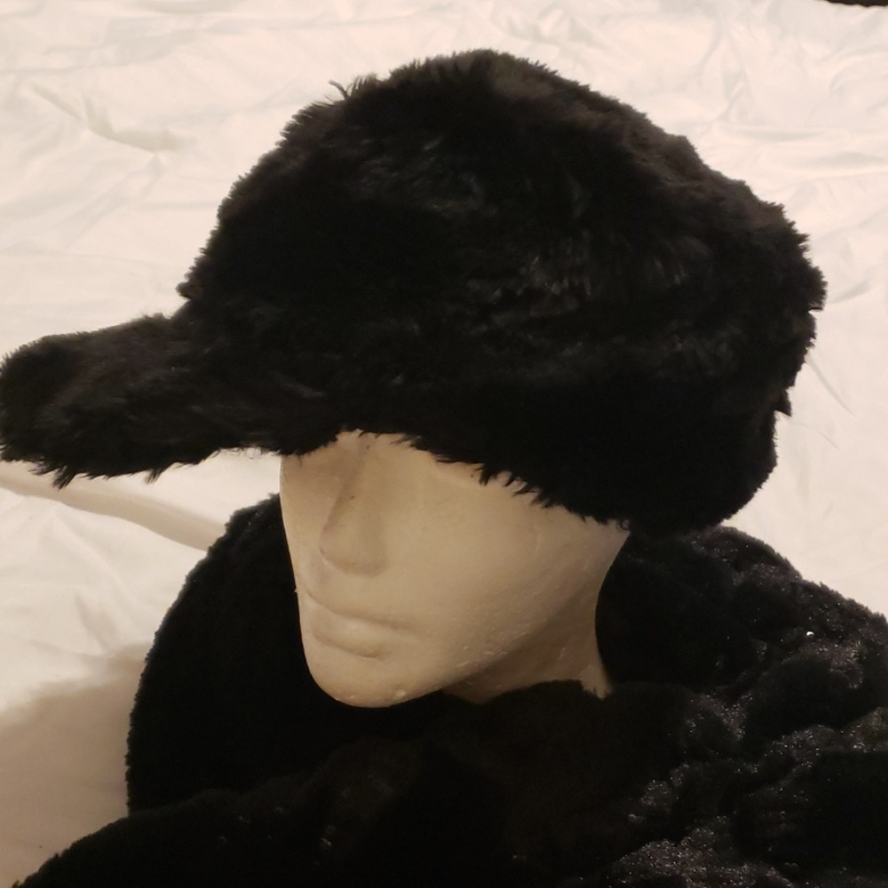 Black fur cap
